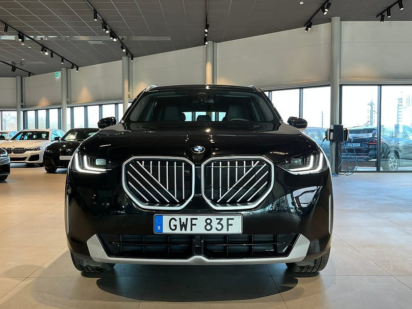 Bild 2 av BMW X3 30e xDrive Adapt. Fart Rattvärme 360 HK Elstolar 4,95%
