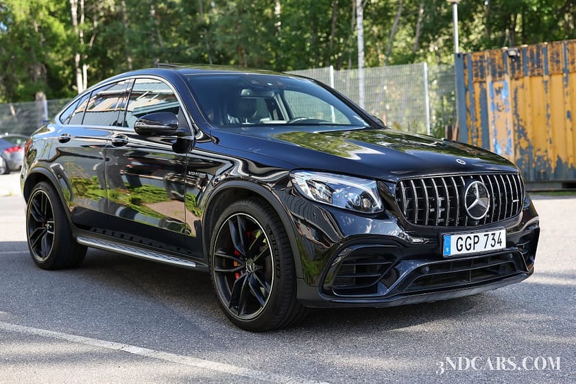Bild 3 av Mercedes-Benz AMG GLC 63 S Coupé 4MATIC+ LÅGMIL SE SPEC