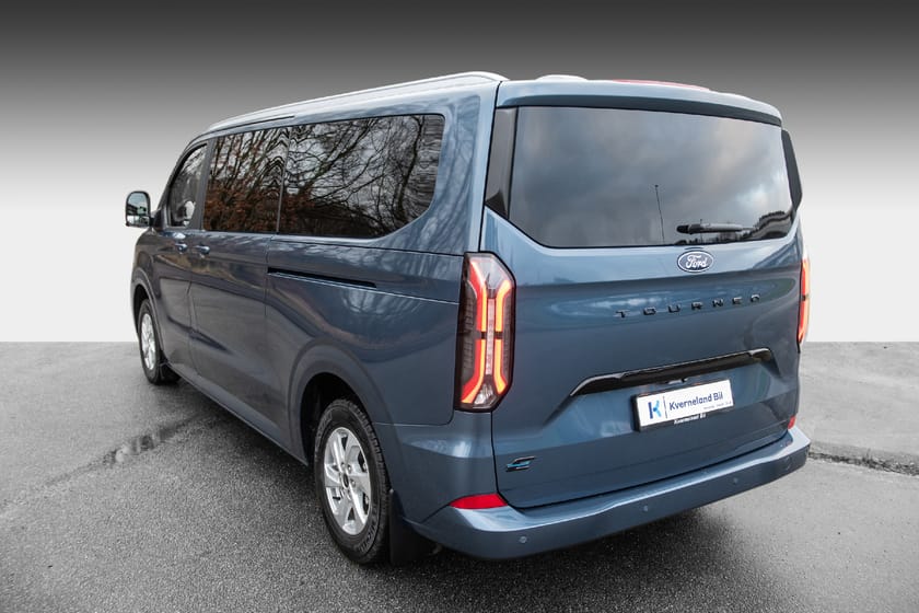 Bilde 3 av Ford E-Tourneo Custom 340 L2 Titanium X, 8-seter,Krok,Skinn,360kamera.B&O