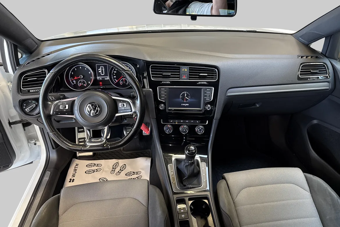 picture of a car
