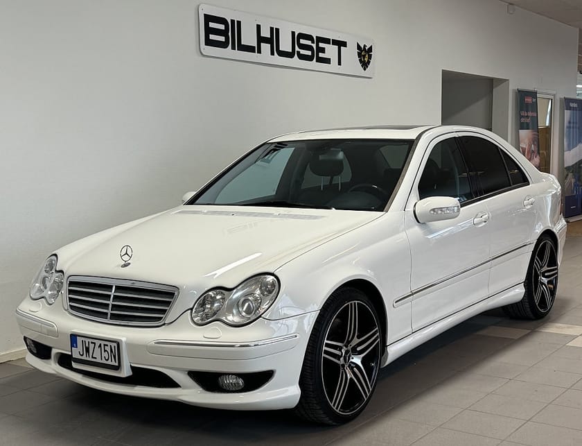 Bild 4 av Mercedes-Benz C 32 AMG 