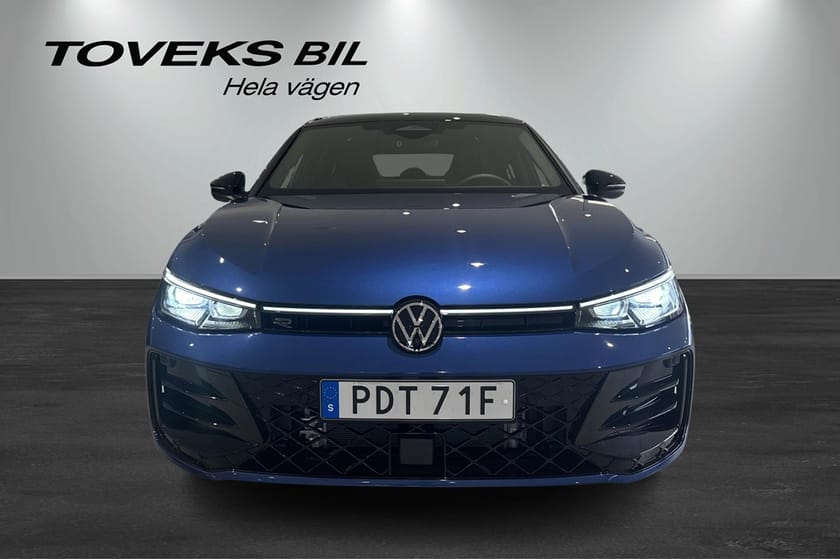 Bild 5 av Volkswagen Passat Sportscombi 2,0 TDI/193Hk R-Line Fullutrustad Signature 4M
