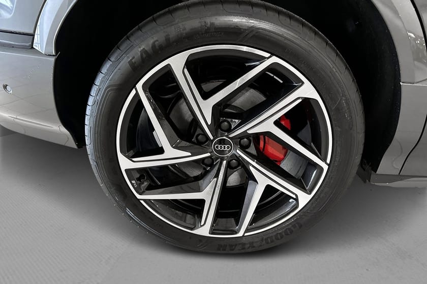 Bild 4 av Audi SQ6 e-tron quattro 490hk Selection Edition