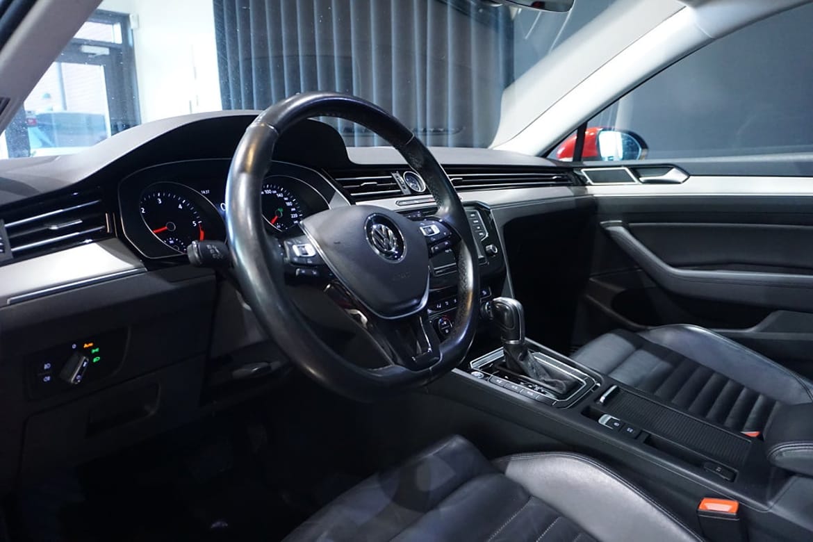 Volkswagen Passat 2016 - miniatyr 14