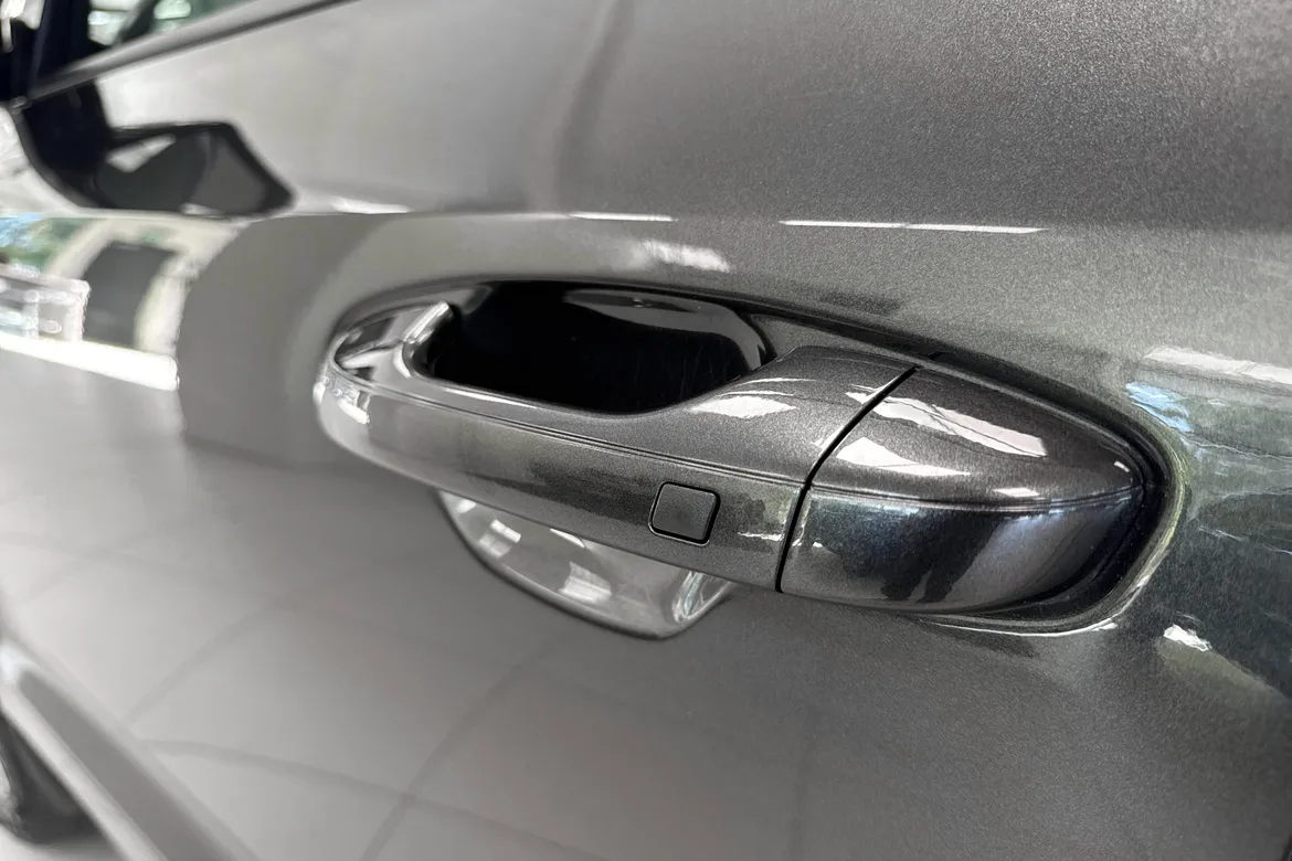 picture of a car
