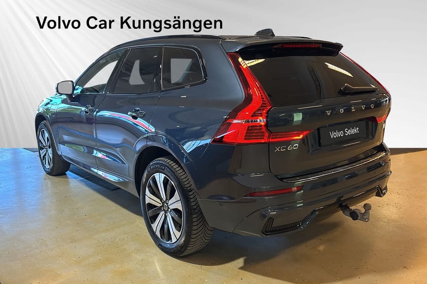 Bild 4 av Volvo XC60 Recharge T6 II Plus Dark Edition 360-kamera Selekt