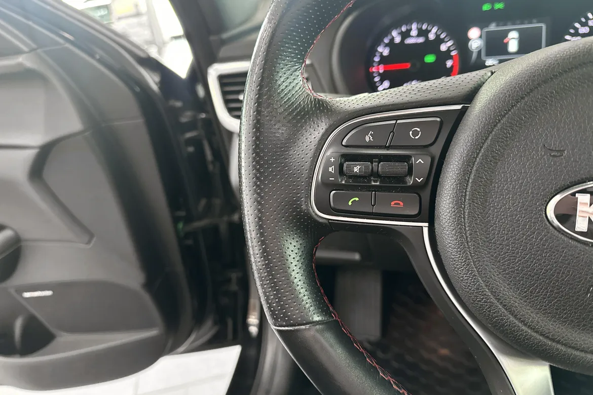 picture of a car