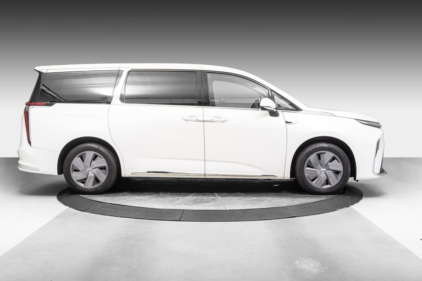 Bilde 3 av Maxus Mifa 9 360 Kamera, parkeringssensord, massasje +++