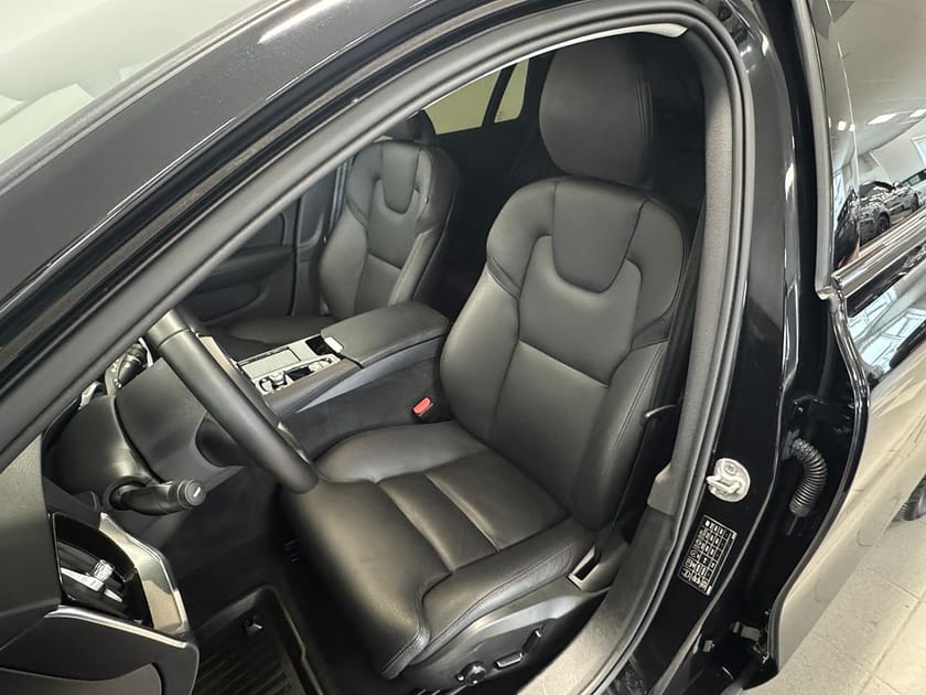 Bild 5 av Volvo V60 Recharge T8 AWD DARK PLUS Euro 6