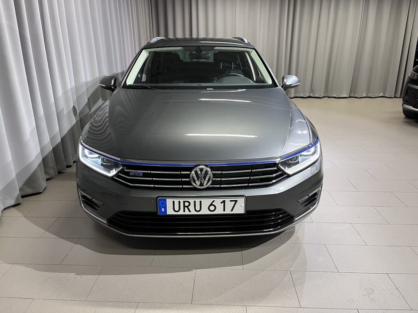 Bild 2 av Volkswagen Passat Variant GTE SC Executive DSG, Drag