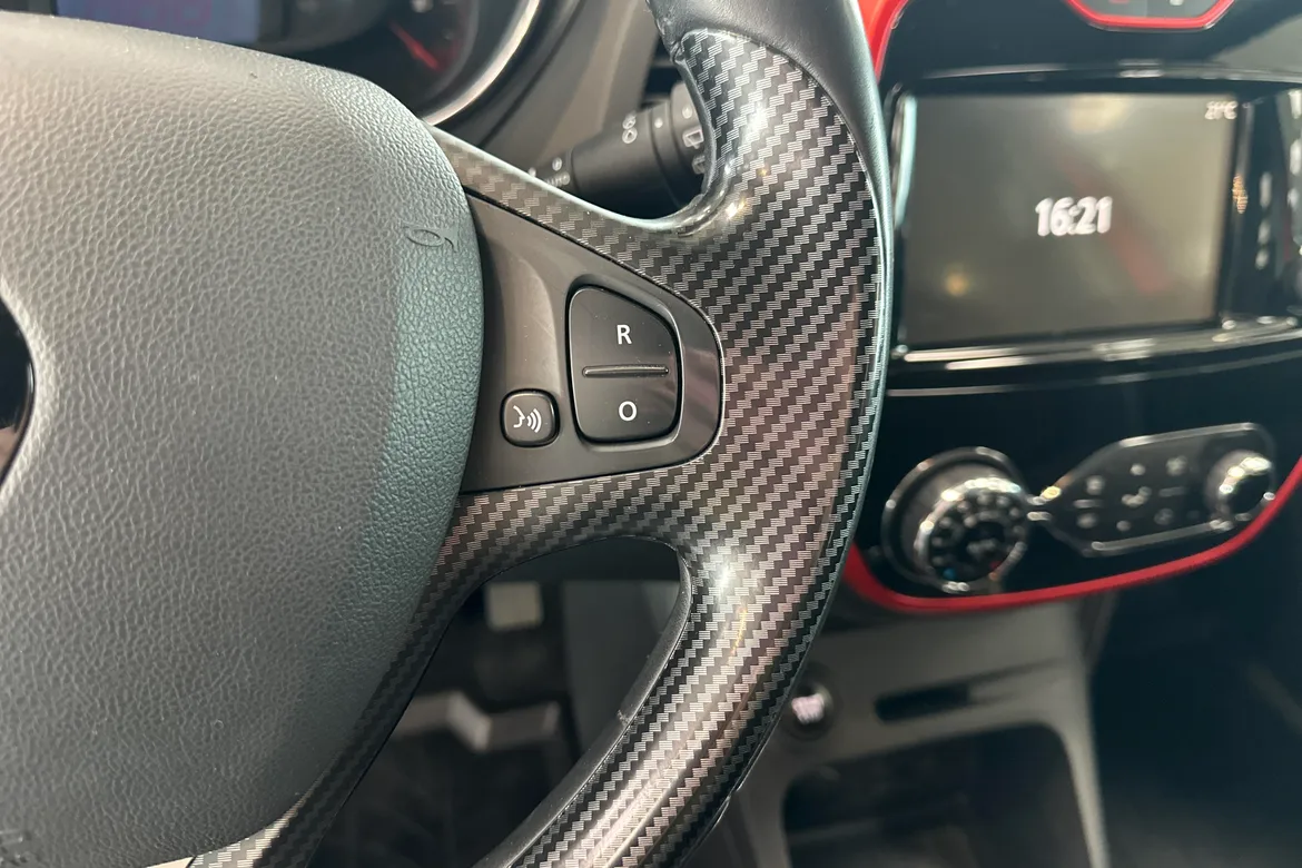 picture of a car