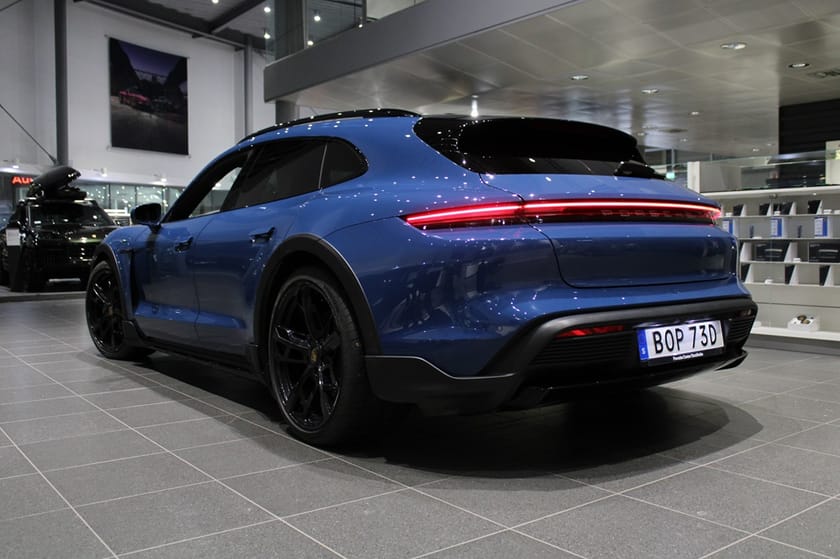 Bild 2 av Porsche Taycan 4 Cross Turismo TURI