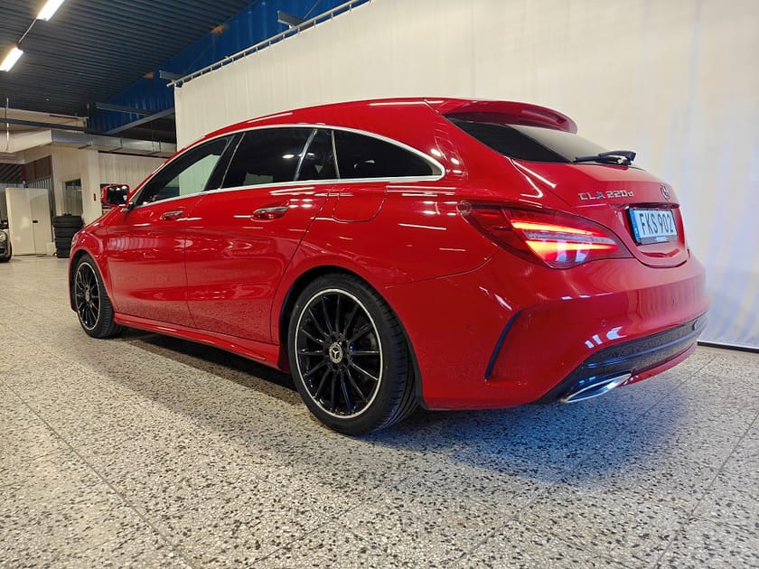 Bild 3 av Mercedes-Benz CLA 220 d Shooting Brake 7G 177hk AMGLine Värmare Pano Drag