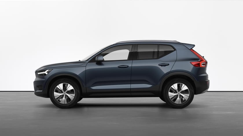 Bild 4 av Volvo XC40 B4 II FWD Bensin MomAdv NaviPro Edt *V-HJUL*