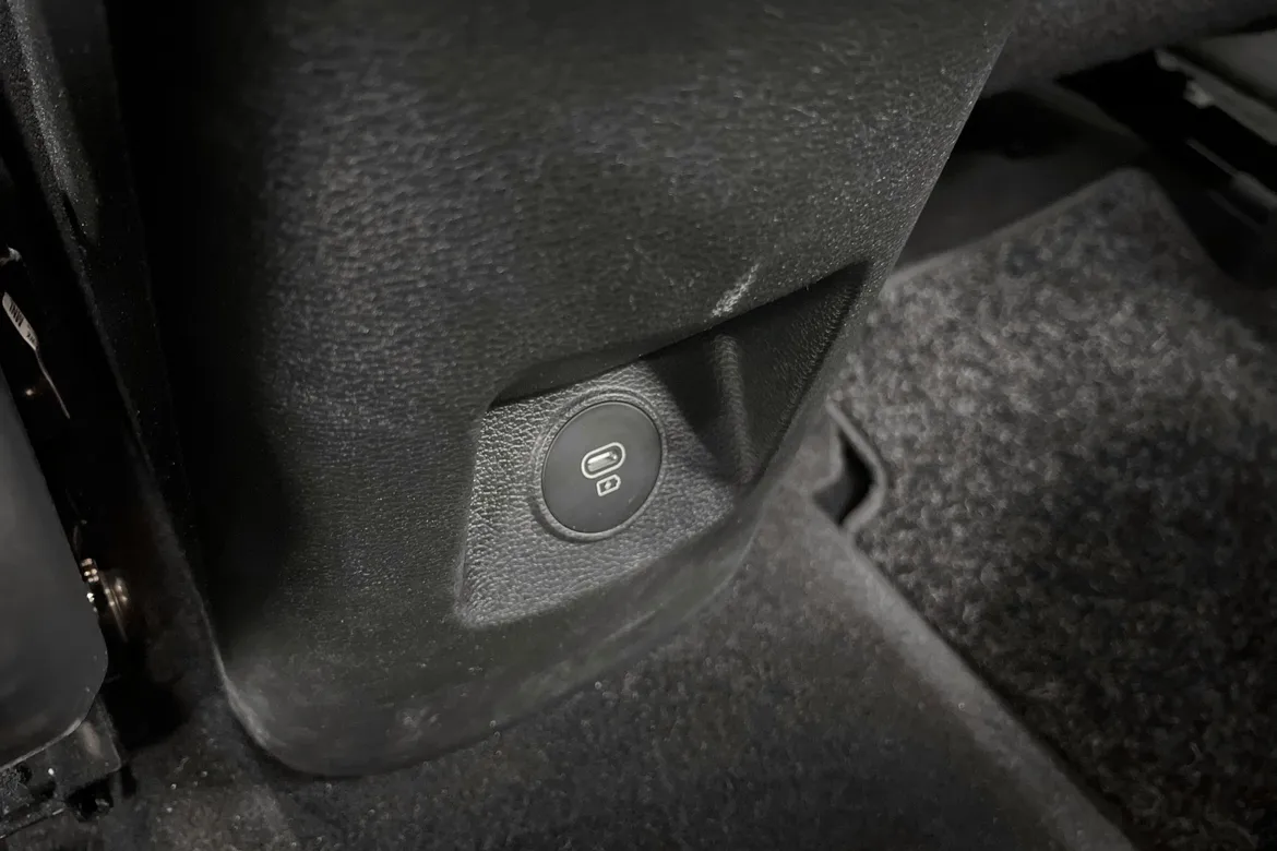 picture of a car