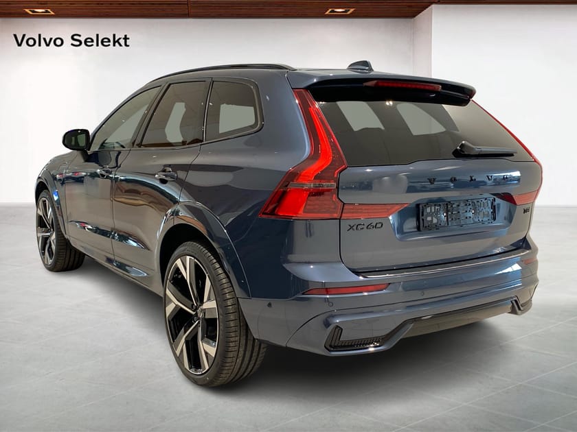 Bild 2 av Volvo XC60 T8 Plus Black Nordic Edition - Demobil