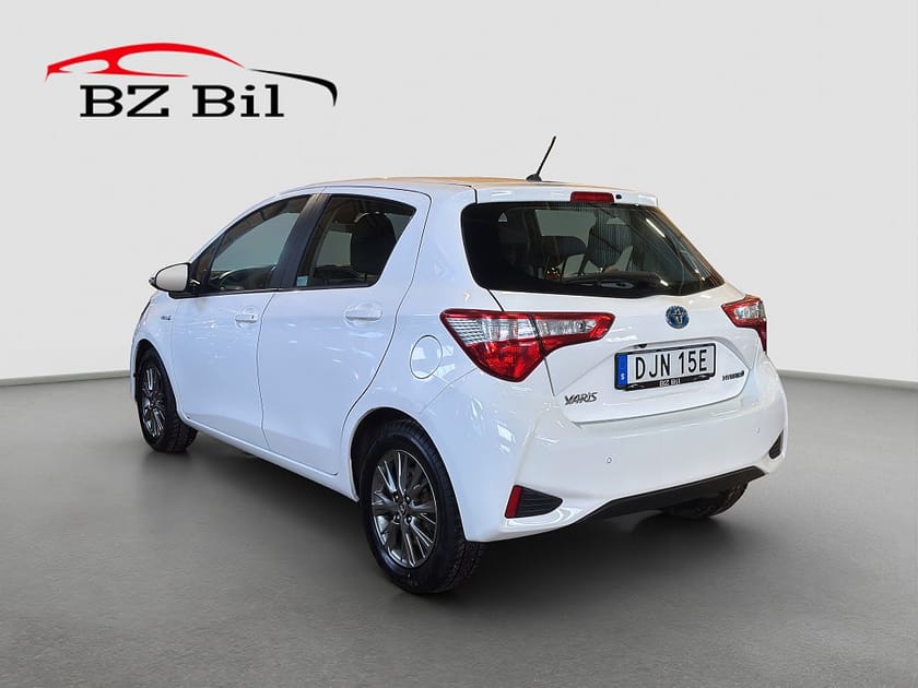 Bild 3 av Toyota Yaris Hybrid e-CVT Active B-Kamera Moms