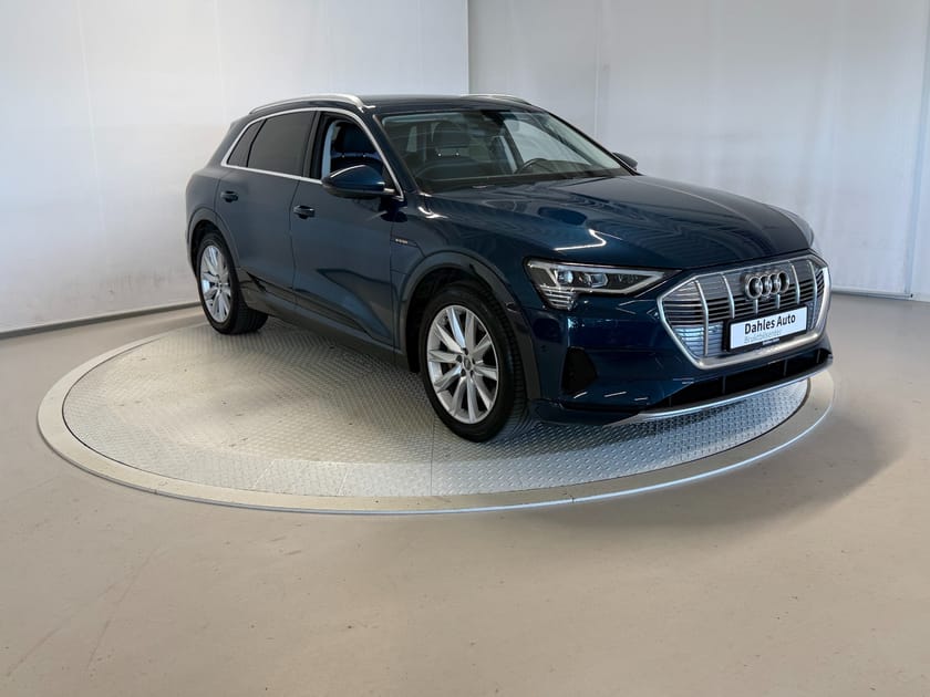 Bilde 2 av Audi e-tron 50 quattro ADVANCED BUSINESS Cruise/360-kamera/Krok/Navi/Skinn