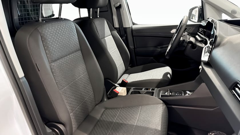 Bild 5 av Ford Grand Transit Connect LIMITED |SKÅP|2.0D|LWB|122hk|DUBBLA SKJUTDÖRRAR| *DEMO*