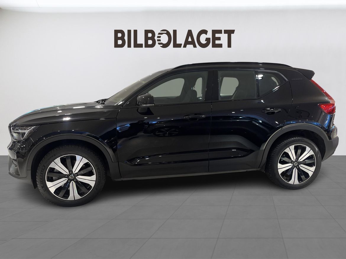 Volvo XC40 2023 - miniatyr 2