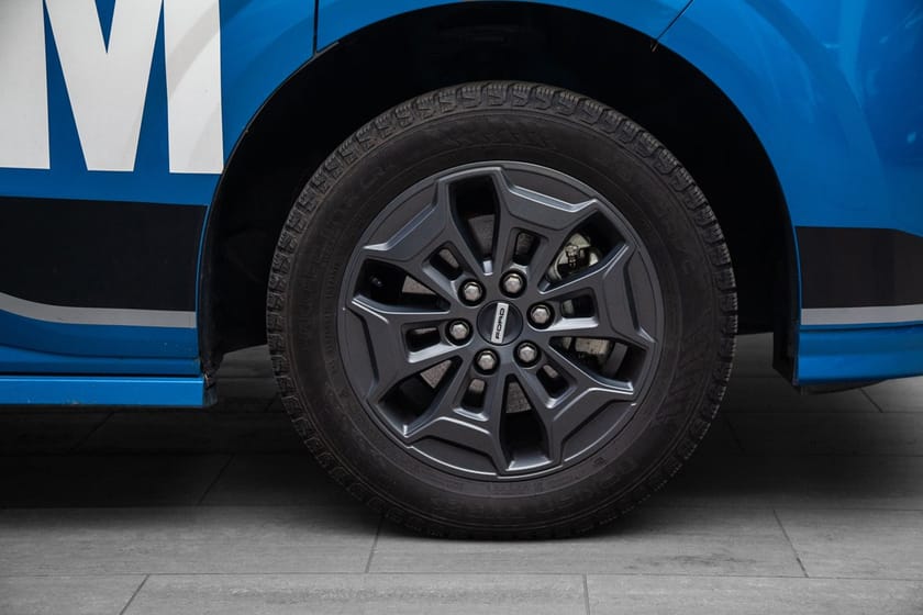 Bilde 5 av Ford E-Transit Custom 320 64kWt 218hk L1 Sport / 327km WLTP! / CarPlay
