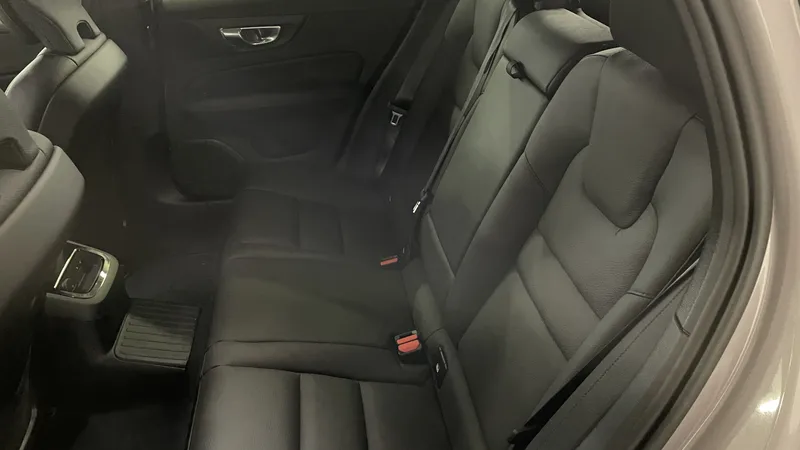 Bild 12 av 14 – Volvo V60 T6 Plus Dark Nordic Edition Plus Nordic Edition