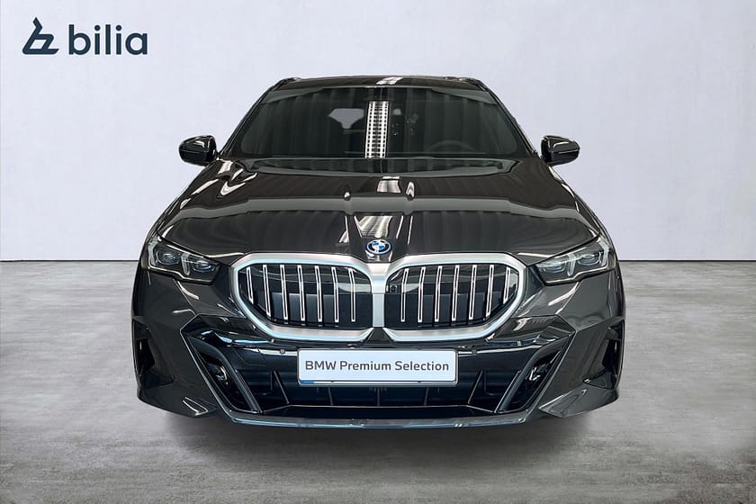 Bild 5 av BMW 530e xDrive Touring M-Sport | DEMOBIL | Drag | H&K | 360