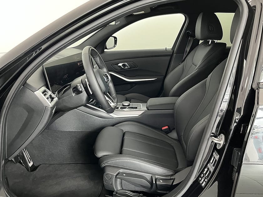 Bild 5 av BMW 320d xDrive Touring M Sport Pro Rattvärme Drag ParkAssist