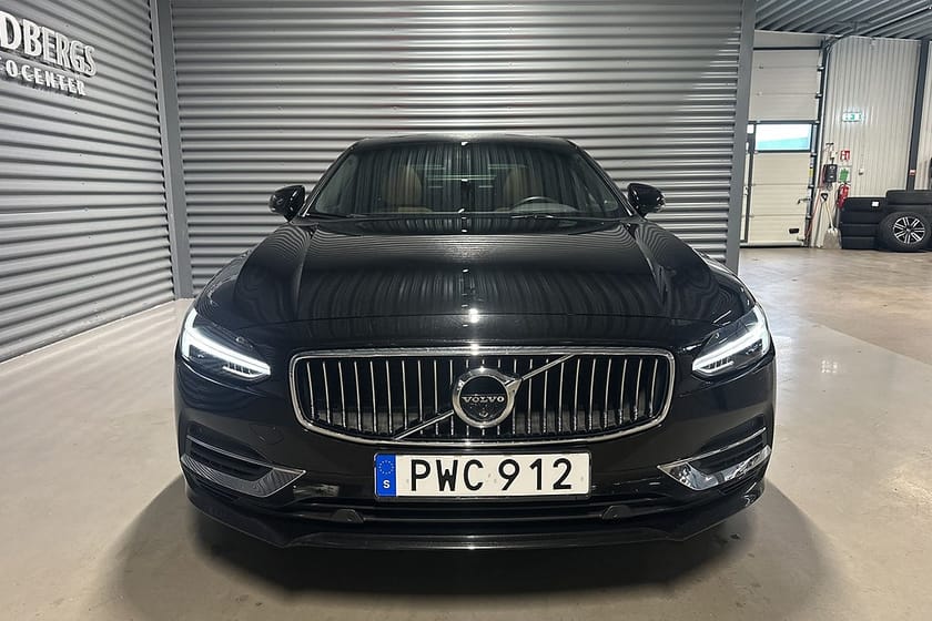 Bild 2 av Volvo S90 T8 TwEn AWD Inscription 360-kam HuD Navi Taklucka