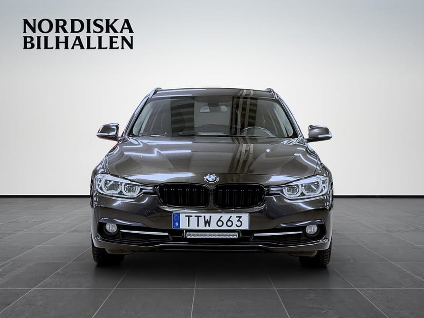 Bild 2 av BMW 320d Touring 320 *RESERVERAD*