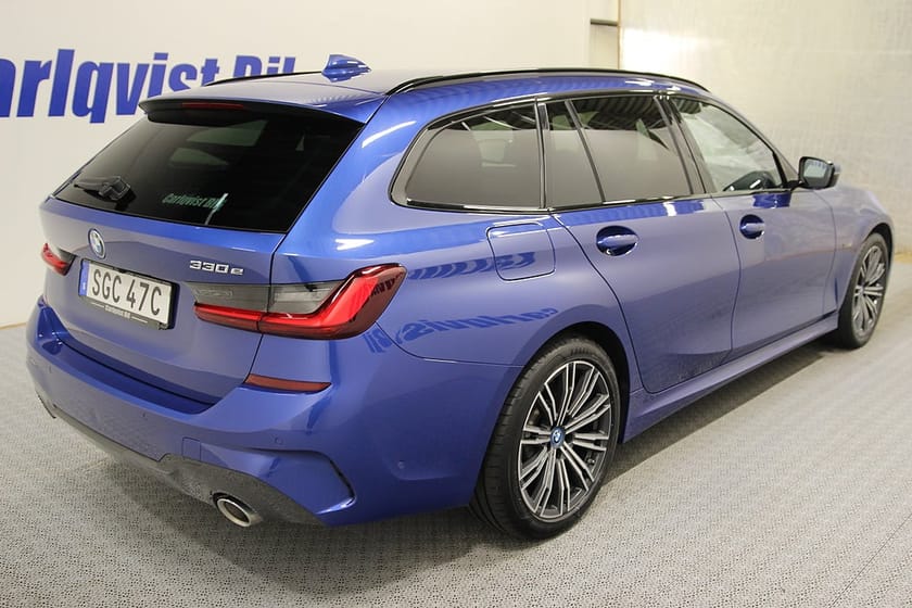 Bild 4 av BMW 330e Touring M-SPORT Plug in 292HK Läder