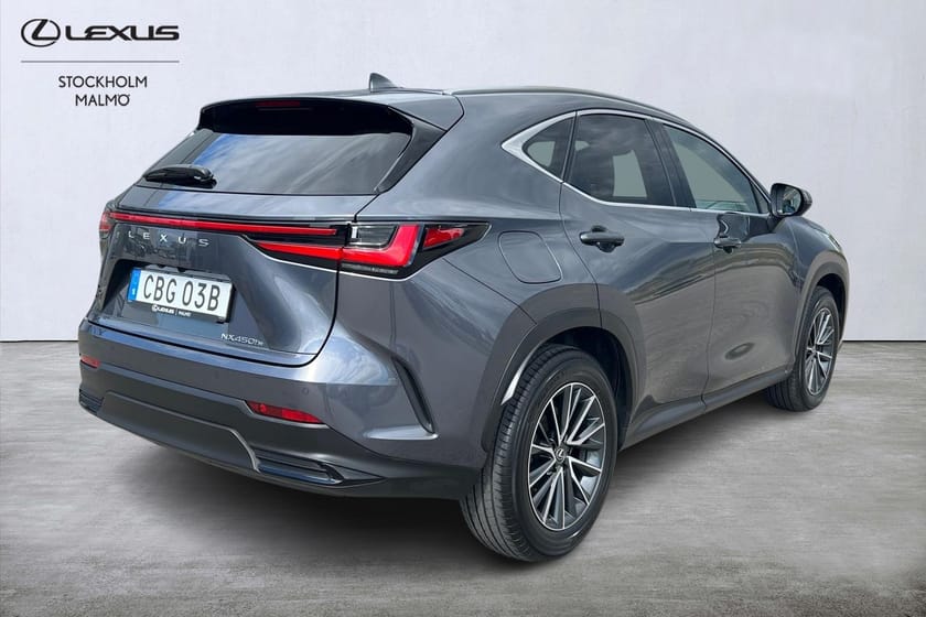 Bild 5 av Lexus NX 450h+ Executive Teknikpaket Head-up-display
