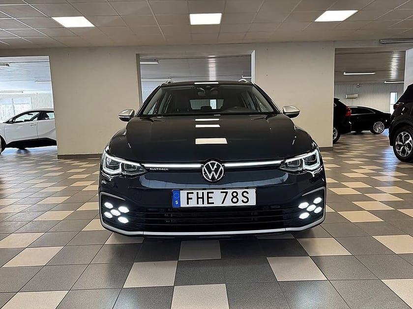 Bild 2 av Volkswagen Golf Alltrack 2.0 TDI 4M DSG Cockpit Värmare Drag 200 Hk