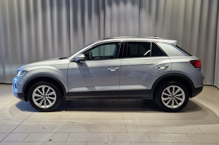 Bild 2 av Volkswagen T-Roc LIFE 1.5 TSI 150 HK