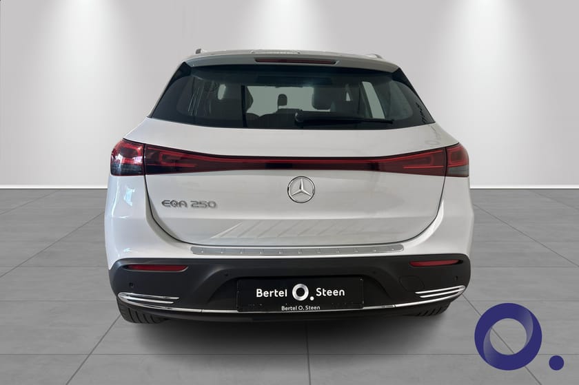 Bilde 4 av Mercedes-Benz EQA 250 Distronic, Rattvarme, Memory, H.Feste,Keyless