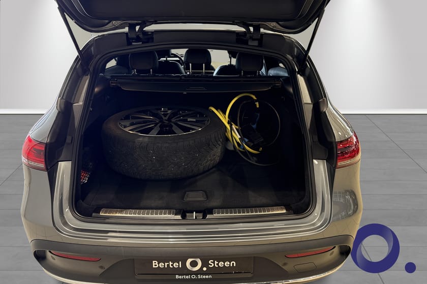 Bilde 5 av Mercedes-Benz EQC 400 4MATIC AMG, Hengerfeste, Distronic