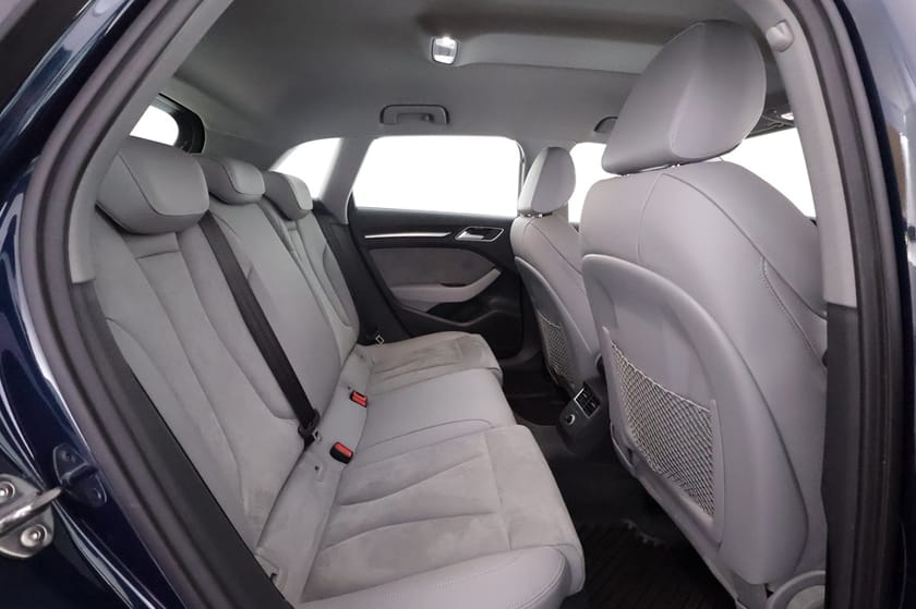 Bild 5 av Audi A3 Sportback TFSI 190Hk Quattro Backkamera/cockpit
