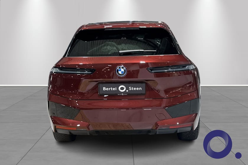Bilde 4 av BMW iX xDrive50 Drive50 Fully Charged,Panorama,Bakakselstyring.