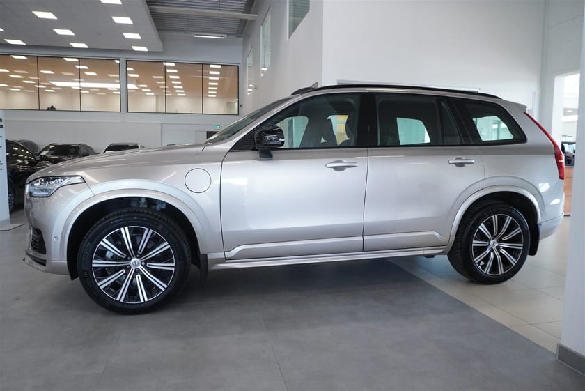 Bild 3 av Volvo XC90 7 Säten T8 AWD 456 hk Ultimate Dark 7-Sits