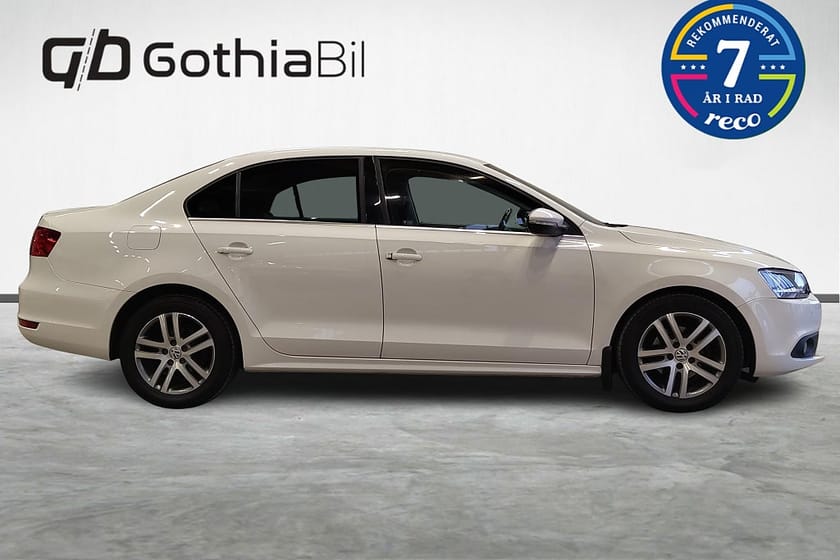 Bild 3 av Volkswagen Jetta 1.6 TDI GT Automat Dragkrok Skinn Farthållare ACC