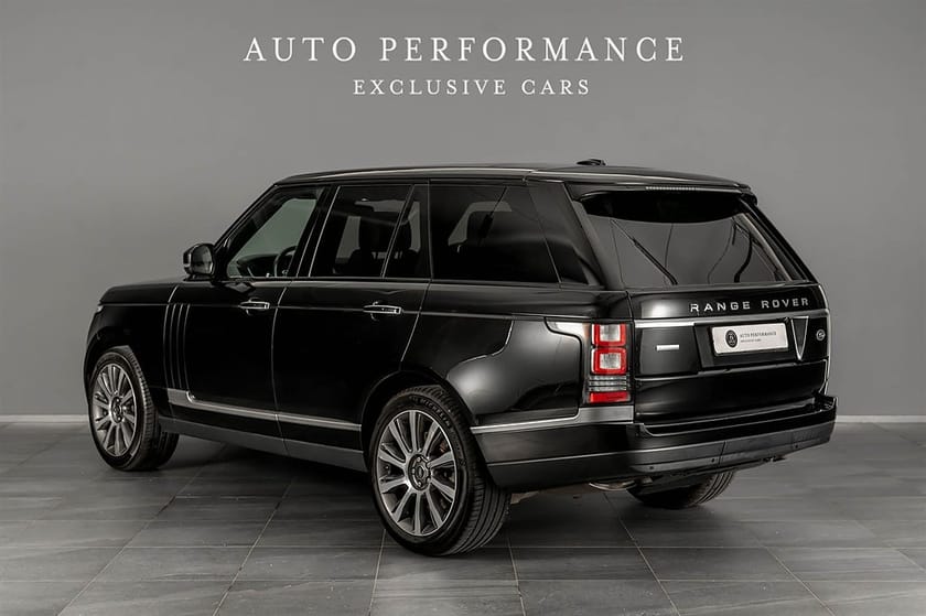 Bild 2 av Land Rover Range Rover Autobiography 4.4 SDV8 340hk / Hemleverans /