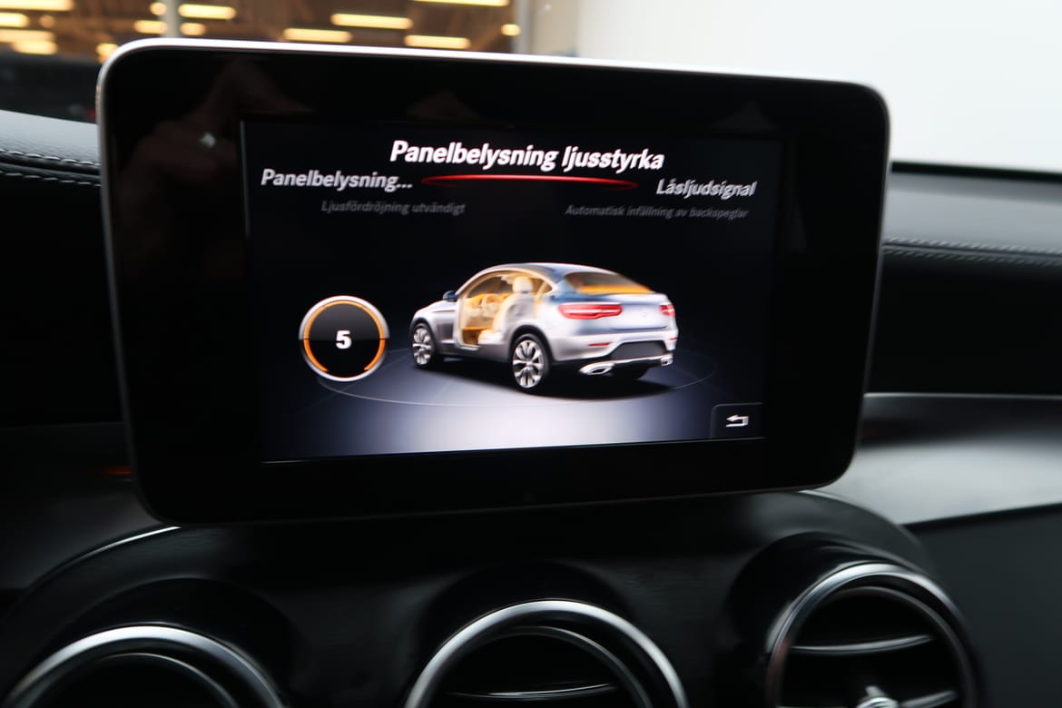 Mercedes-Benz GLC 2019 - miniatyr 20