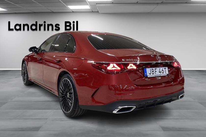 Bild 5 av Mercedes-Benz E 300 d e 4MATIC de AMG Premium Luftfjädring MOMS