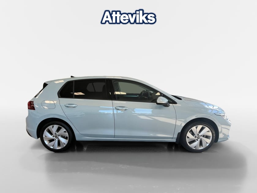 Bild 2 av Volkswagen Golf LIFE 1.5 ETSI 150hk *P.värmare/Backkamera*