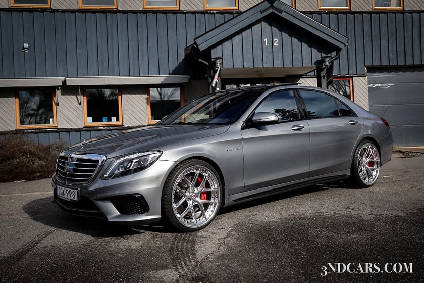 Bild 1 av Mercedes-Benz S 63 AMG 4MATIC L 22" HRE / DVD SKÄRMAR VÄRMARE SE SPEC