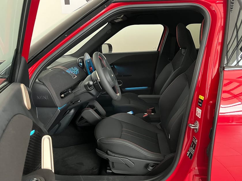 Bild 5 av MINI John Cooper Works Aceman JCW E Panorama Komfortöppning Rattvärme HUD  H/K