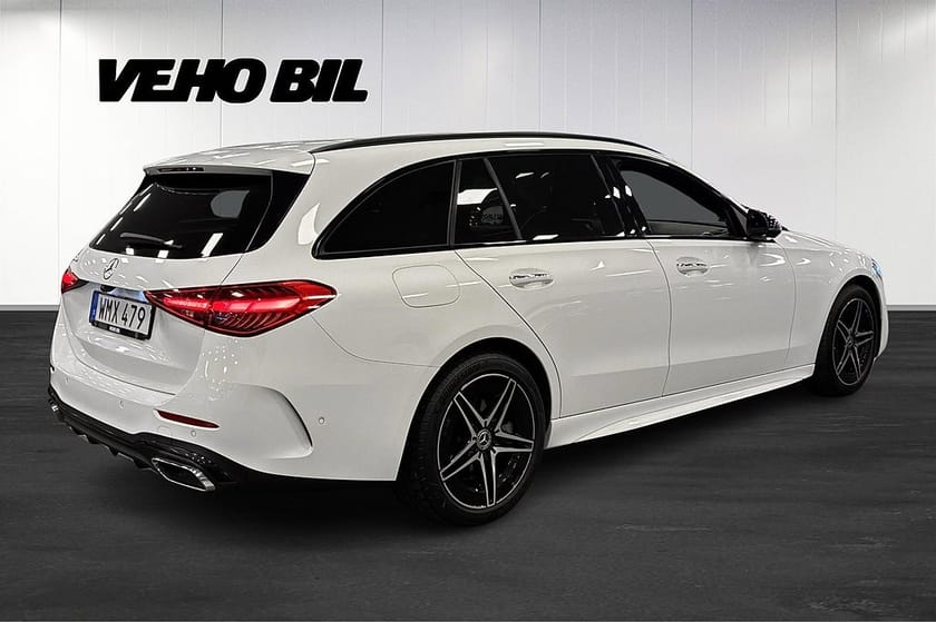 Bild 3 av Mercedes-Benz C 300 T e 300e AMG Line 360° Kamera Drag Burmester Elstolar