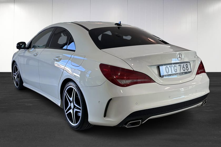 Bild 3 av Mercedes-Benz CLA 220 CDI AMG Line / Automat / Nightpackage
