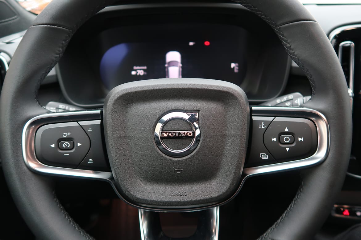 Volvo XC40 2023 - miniatyr 9