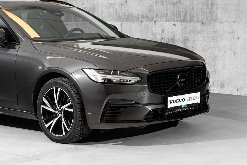 Bilde 2 av Volvo V90 T6 350hk AWD Ultimate Dark 360kam/Krok/Soltak/Headup++